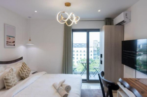 Modern Studio Apartment @Lennox